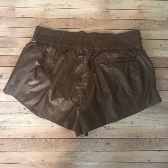 NWOT Zella Versa Woven Shorts - Picture 6 of 7